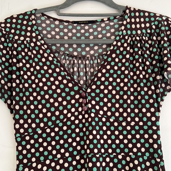 Stunning Dress - Picture 2 of 2